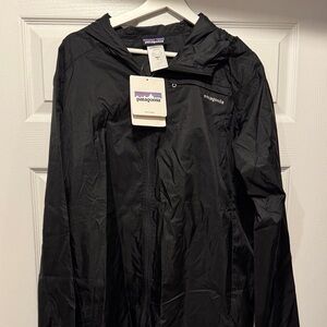 Patagonia Lightweight Black Windbreaker
